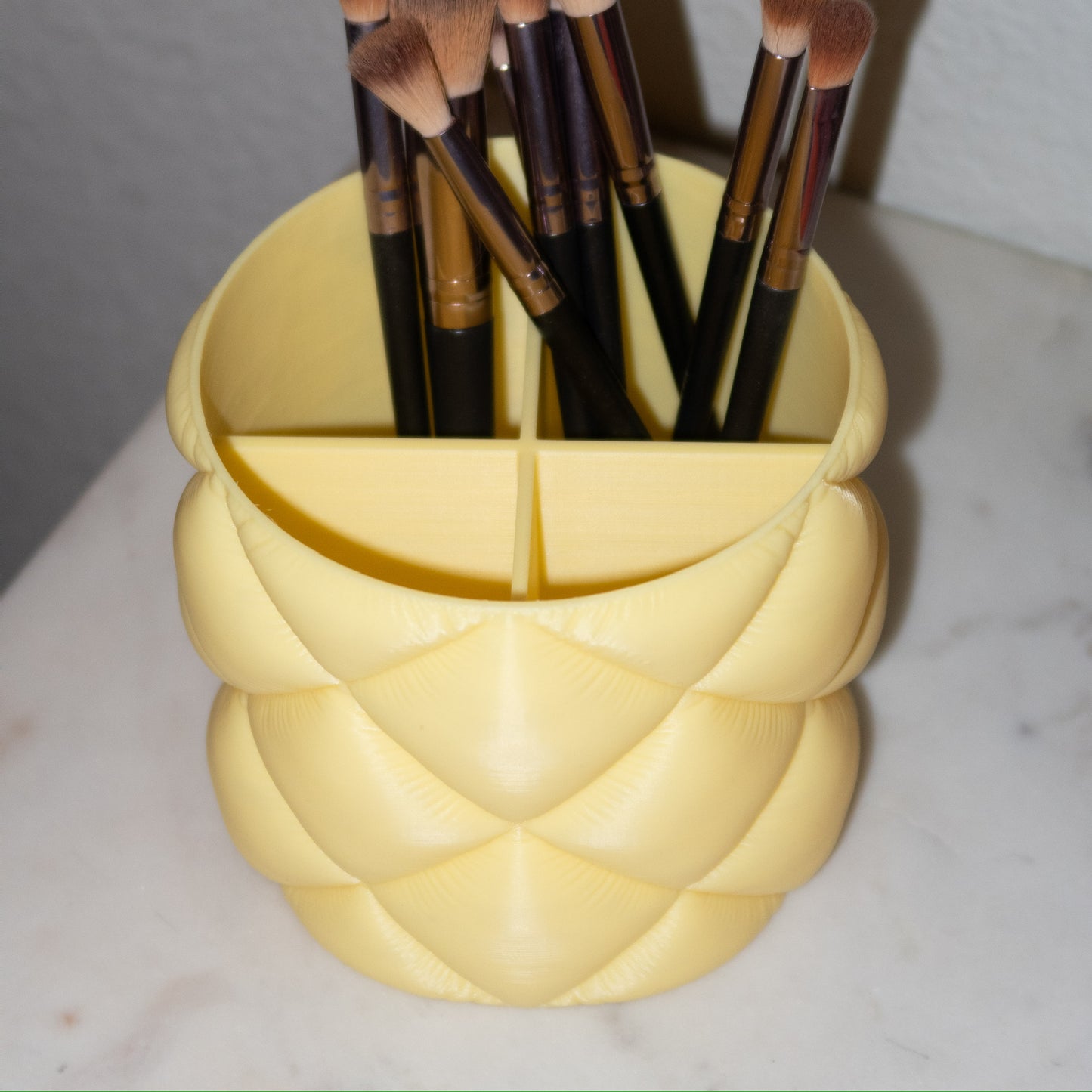 Quilted Makeup Brush Holder - Pastel Yellow