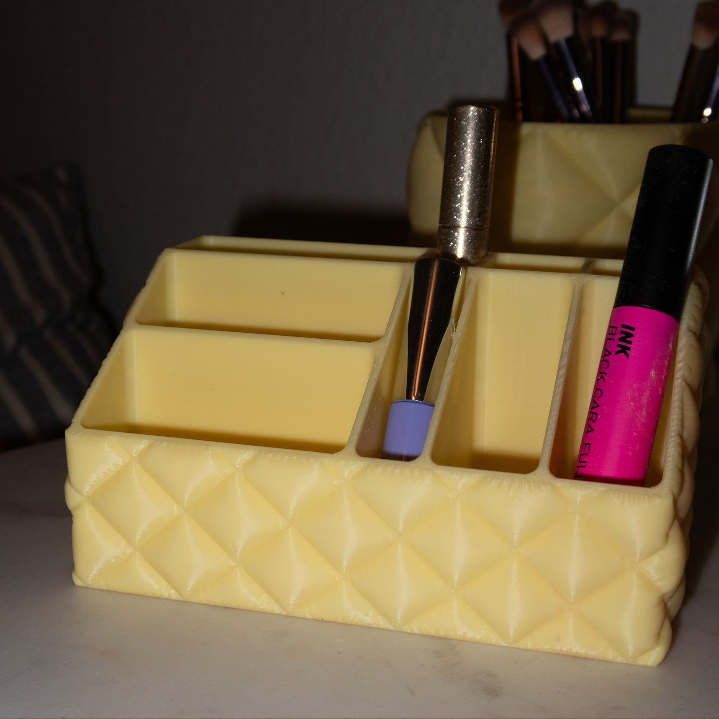 Quilted Makeup Organizer - Pastel Yellow